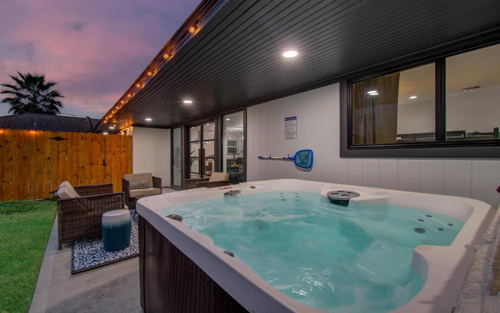 5-Bd Modern Central Getaway W Hot Tub - Mins To Dt Houston Exterior foto